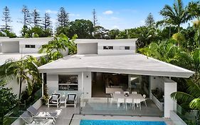 Fat Frog Beach Houses